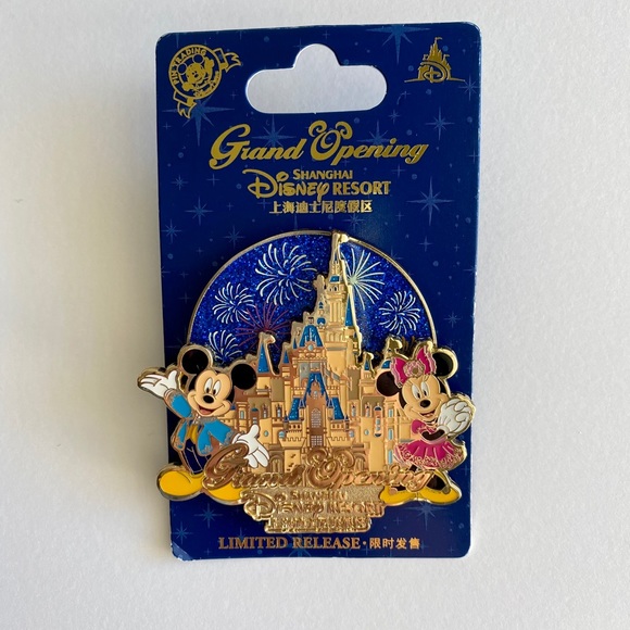 Shanghai Disney Grand Opening Pin - Picture 2 of 2
